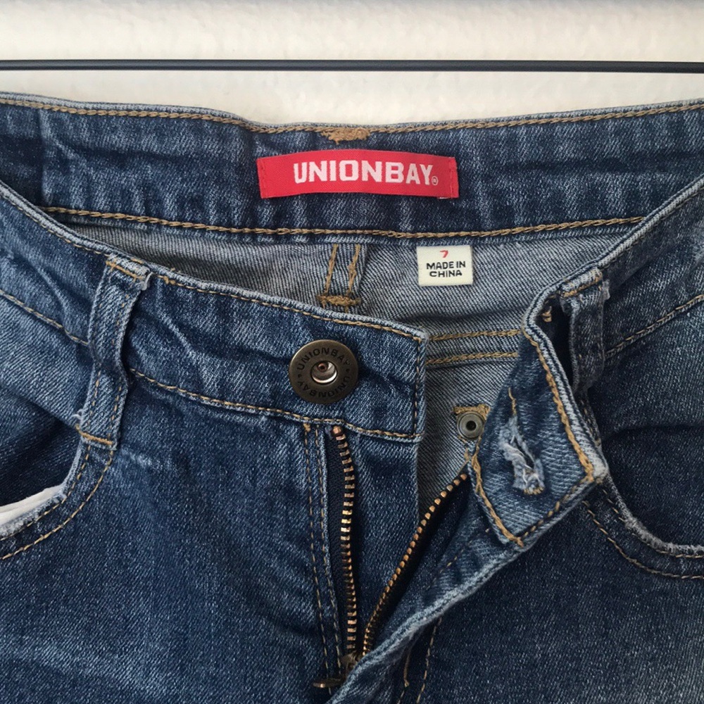 Blue jeans - Picture 3 of 3